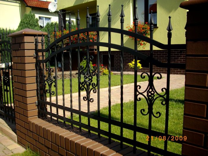 foto TOP-STEEL-KRZYSZTOF-KLYS FORGED FENCING MANUFACTURE